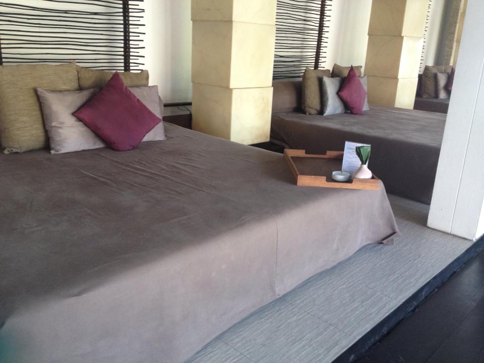 Beds at bar@c at Amari