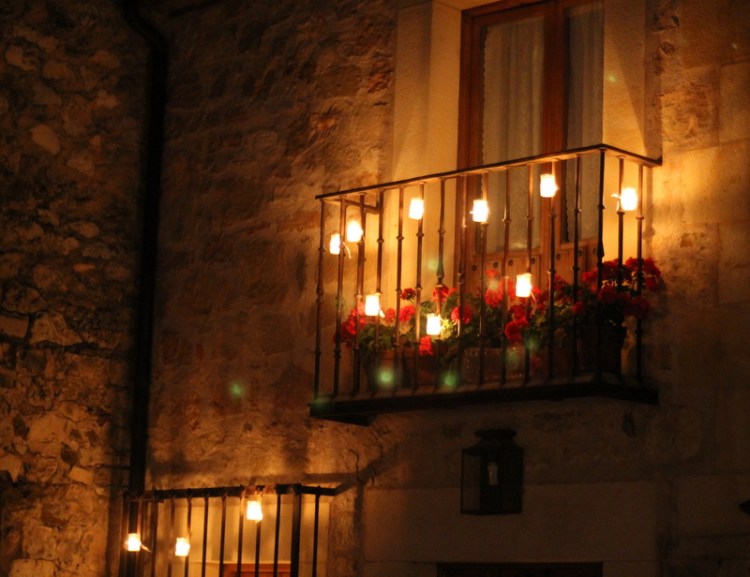 Experiencing La Noche de las Velas (Night of Candles) in Pedraza, Spain. Only the first two Julys of every year, this medieval city turns off its lights and is illuminated by 10,000 candles. 