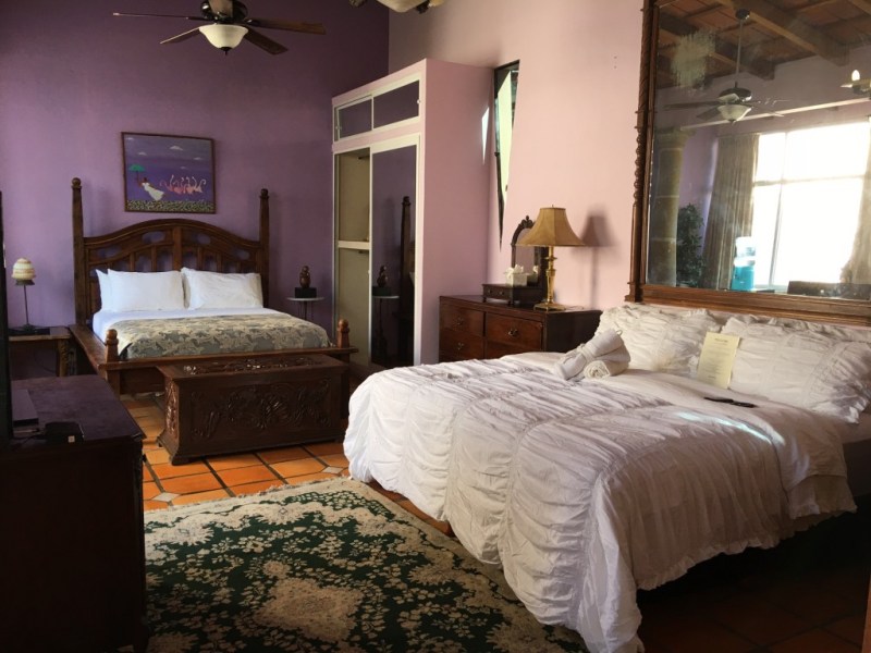 A review of Puerto Vallarta's Garlands del Rio.